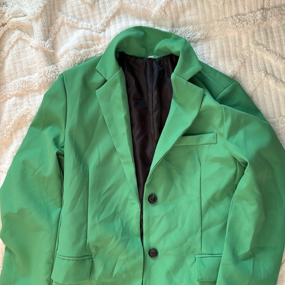 Custom Green Suit Set - - Picture 2 of 5